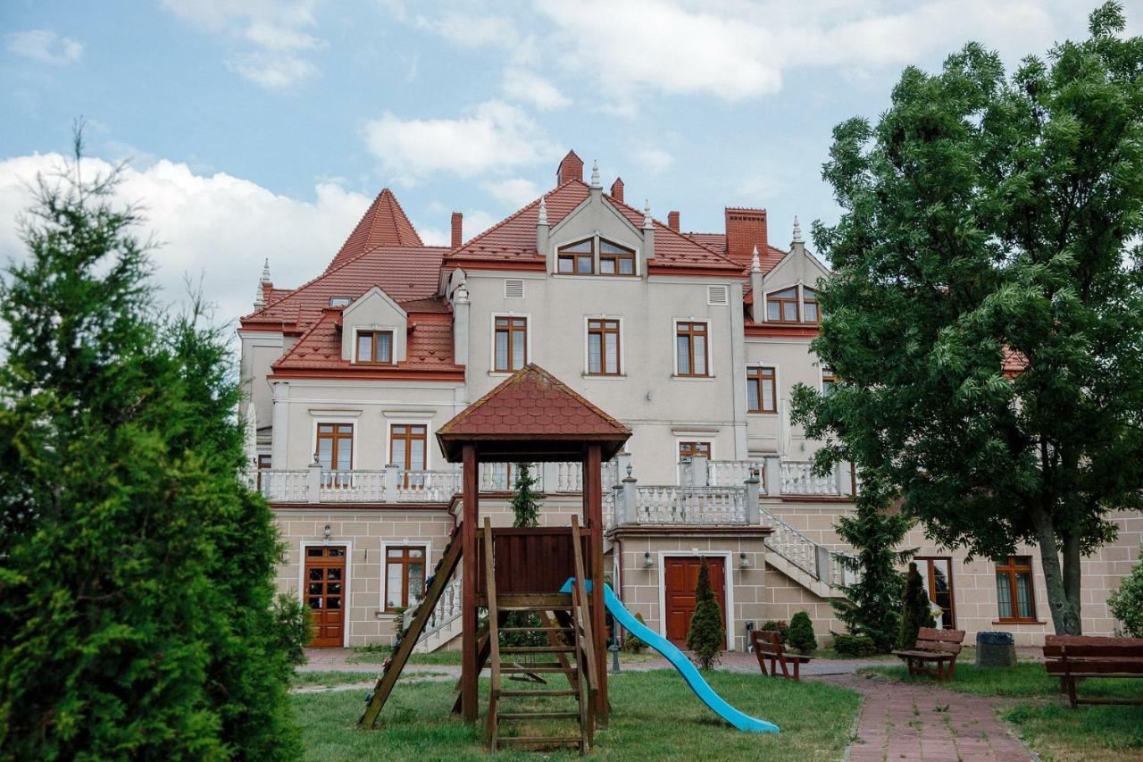 Palac Koronny Noclegi & Wypoczynek Wodzisław Buitenkant foto